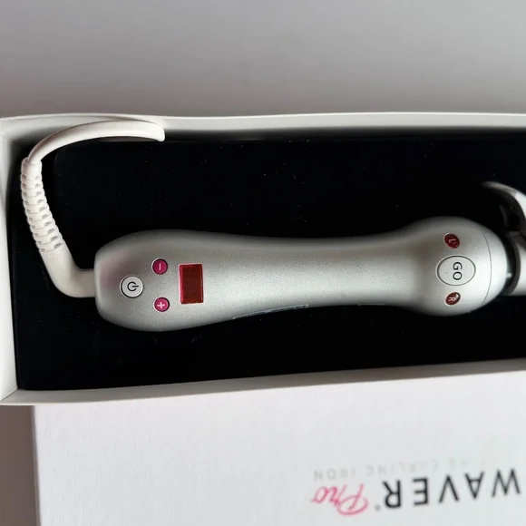 Beachwaver Pro 1" Rotating Curling Iron In Box With Instruction Manual - Picture 2 of 3